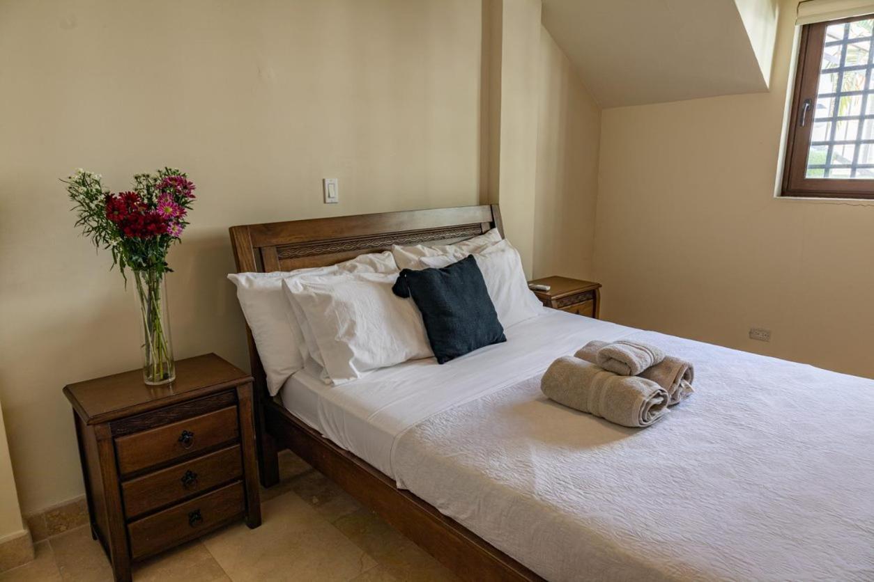 Los Diamantes Aparthotel