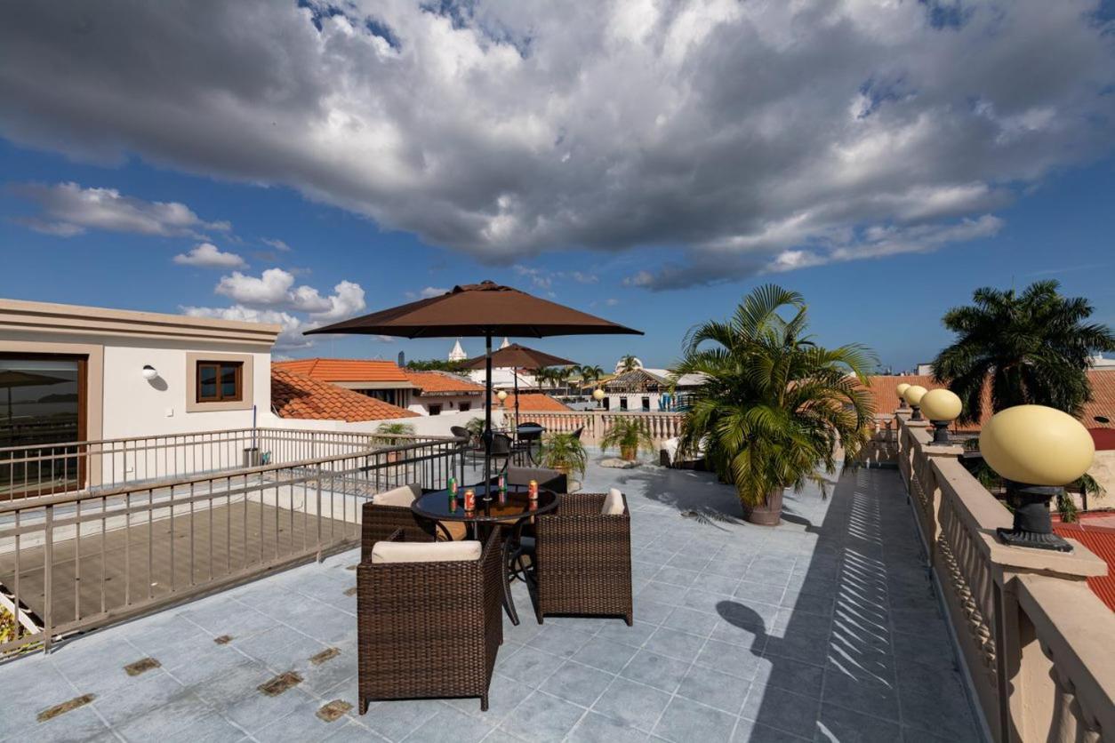 Los Diamantes Aparthotel *