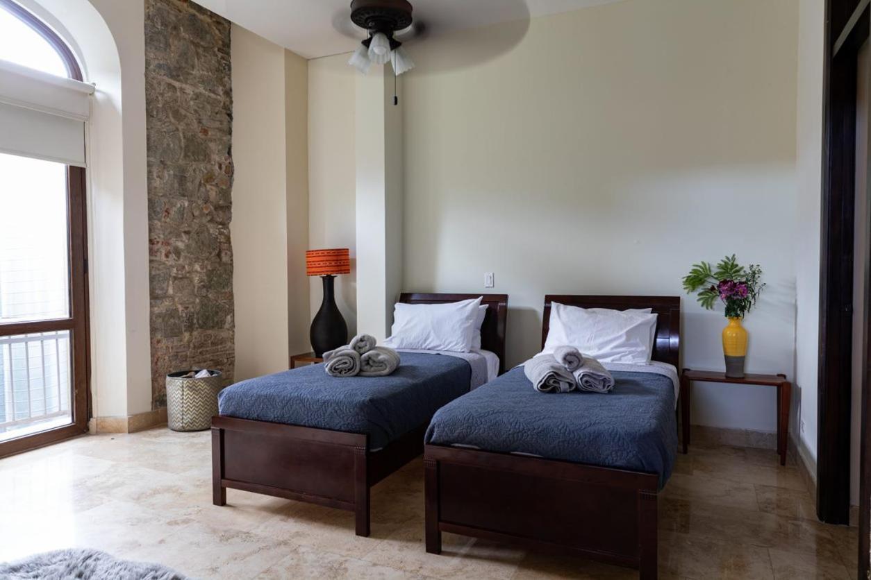 Los Diamantes Aparthotel *